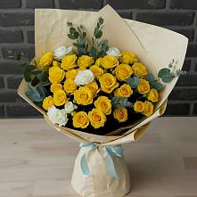 Букет цветов из:  Розы в Волхове