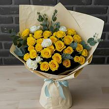 Букет цветов из:  Розы в Волхове