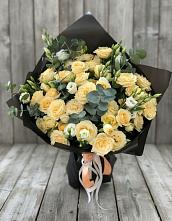 Букет цветов из:  Розы и Лизиантусы #REPLACE_PRED# Волхове