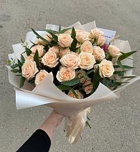 Букет Кремовые розы Латте в Волхове