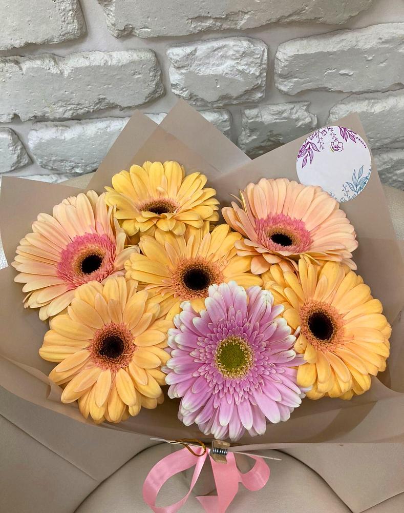 Букет цветов из: Герберы в Волхове