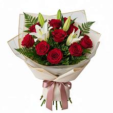 Букет цветов из:  Лилии и Розы #REPLACE_PRED# Волхове