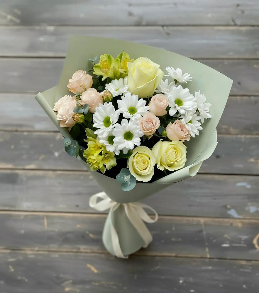 Букет цветов из: Альстромерии, Розы и Хризантемы в Волхове