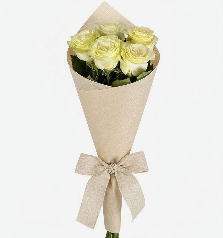 Букет цветов из: Розы в Волхове