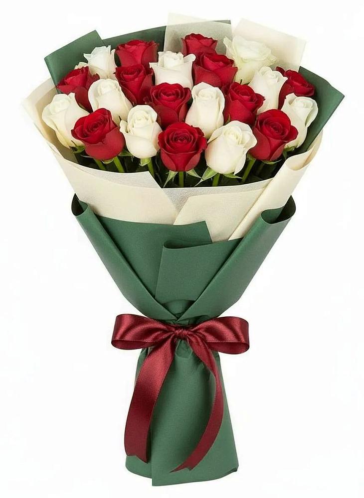 Букет Микс из красных и белых роз в Волхове