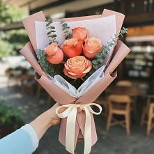 Букет цветов из:  Розы в Волхове