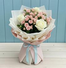 Букет цветов из:  Розы #REPLACE_PRED# Волхове