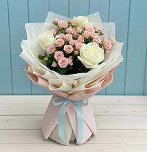 Букет цветов из:  Розы в Волхове
