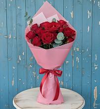 Букет цветов из:  Розы в Волхове