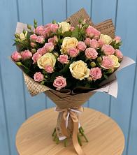 Букет цветов из:  Розы в Волхове