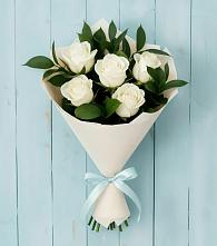 Букет цветов из:  Розы в Волхове