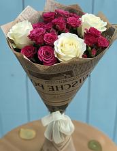 Букет цветов из:  Розы в Волхове