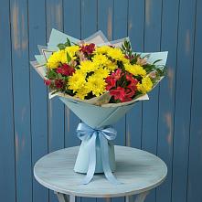 Букет цветов из:  Альстромерии и Хризантемы в Волхове