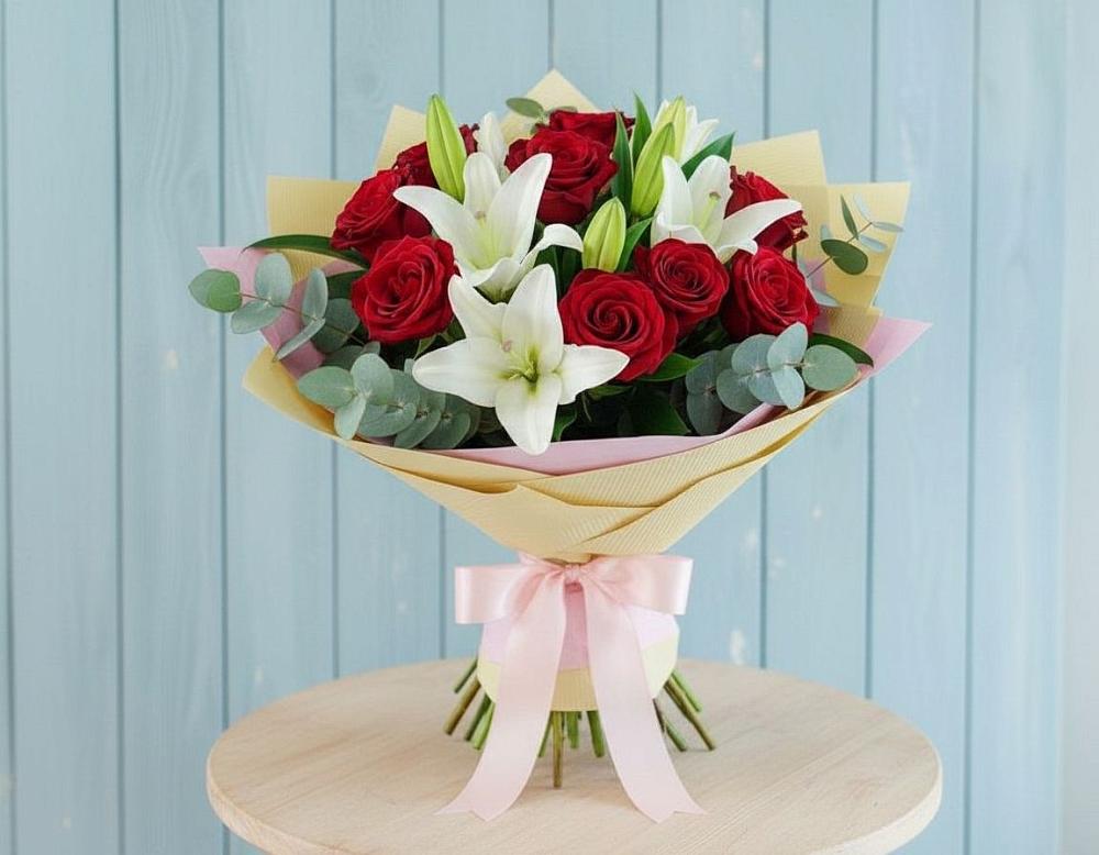 Букет цветов из: Лилии и Розы в Волхове